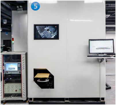 自动化微型相控阵天线测试系统15.6寸液晶屏应用