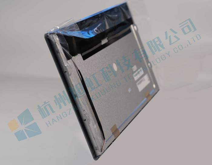 G185HAN01.jpg